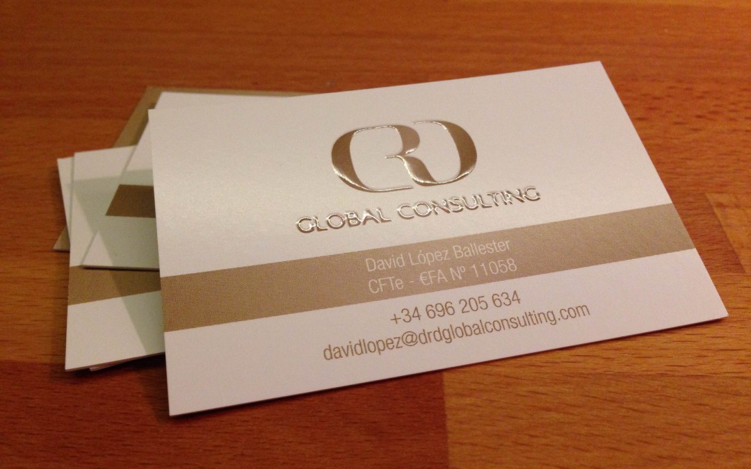 Global consulting tarjetas reserva barniz brillo